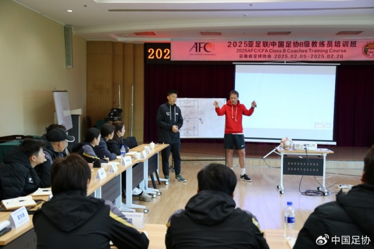  技術(shù)為王，中國足球踏上尋找靈魂之路